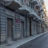 � il triste panorama a cui si assiste percorrendo le strade di San Pasquale "vecchia", storico rione barese a sud del centro di Bari